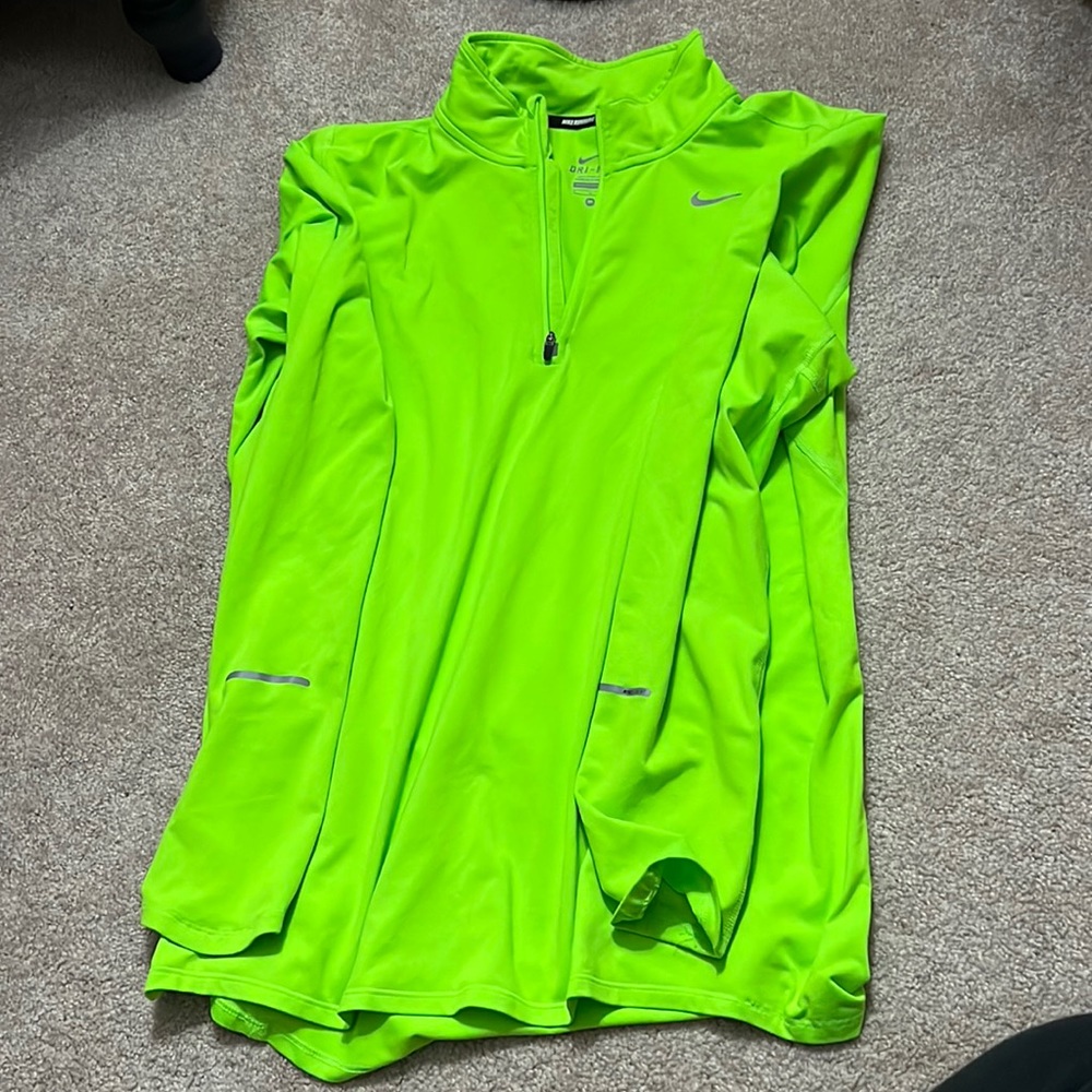 Green M Nike Dri-fit